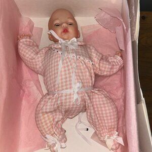 New Orig Box 1999 Madame Alexander Daisy Victoria 14" doll 29950 Old Stock